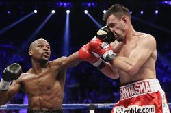 大坂直美回归赛场，赛事规则更新首场状态亮眼，FPX观众沸腾！